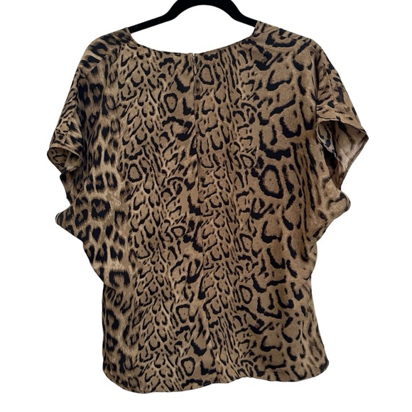 Express Animal Print Blouse Twist Top in size Women’s XL - Picture 2 of 3